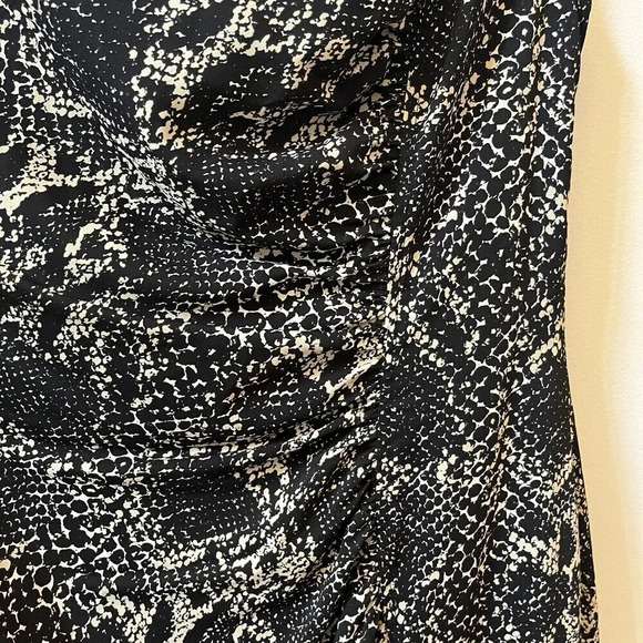 Ann Taylor Women's Sz 14 Sheath Dress Ruched Snakeskin Print Black & Tan Career - Picture 3 of 8